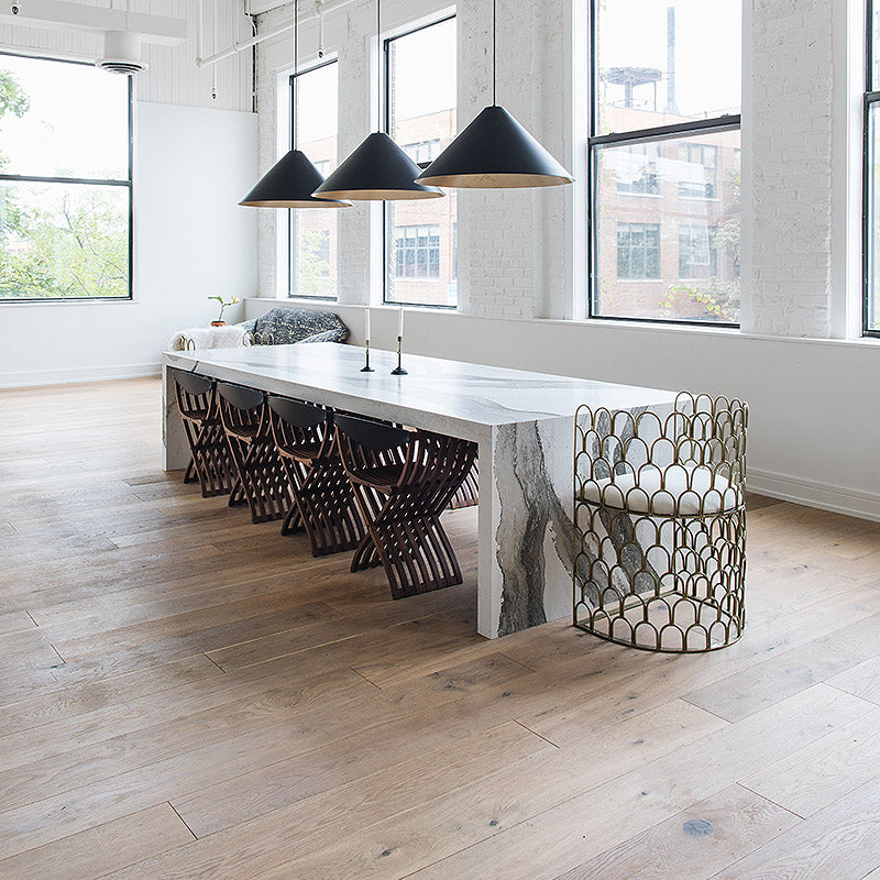 Cosmopolitan | Chateau | European Oak