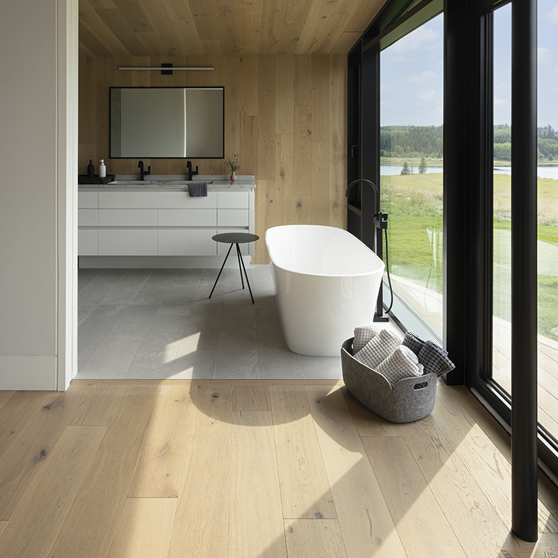 Cosmopolitan | Chateau | European Oak