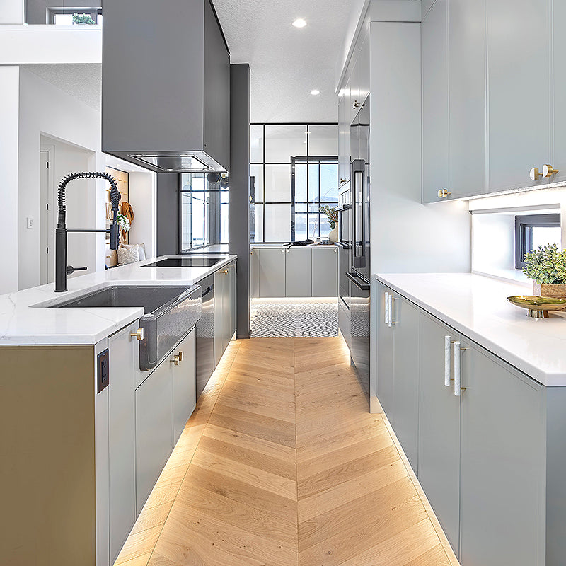 Cosmopolitan | Naked | European Oak | Chevron