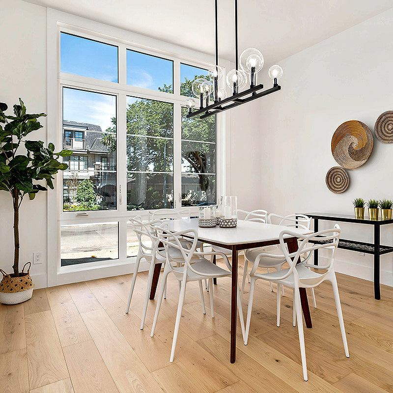Cosmopolitan | Scantily Clad | European Oak