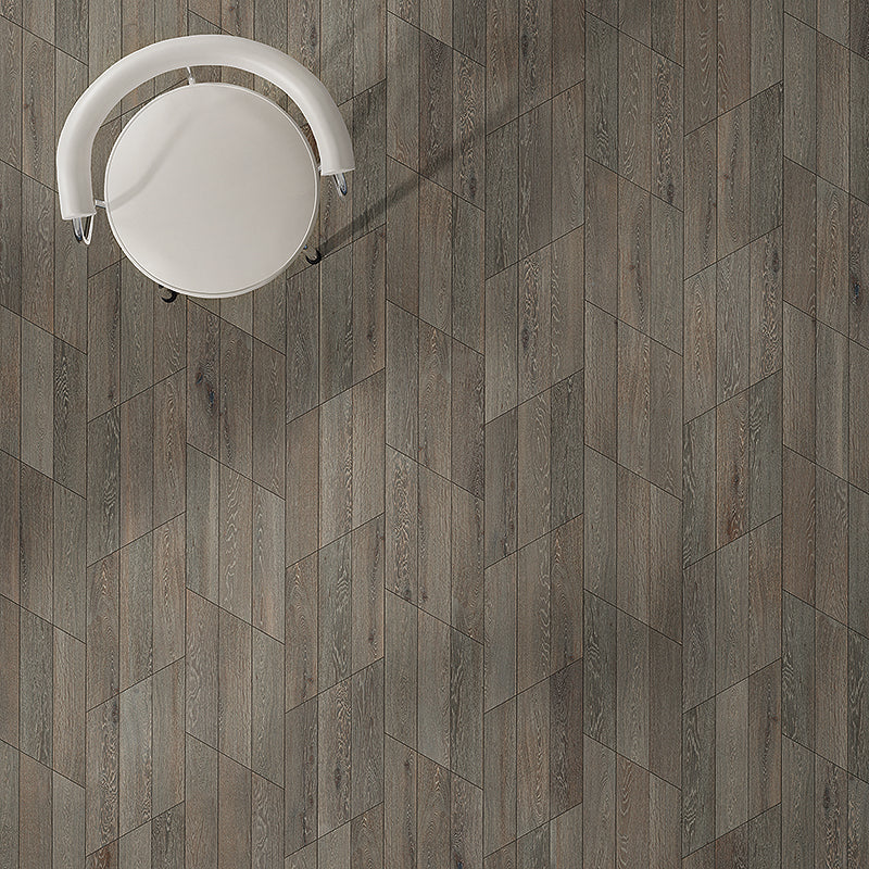 Cosmopolitan | Charlie | European Oak | Chevron