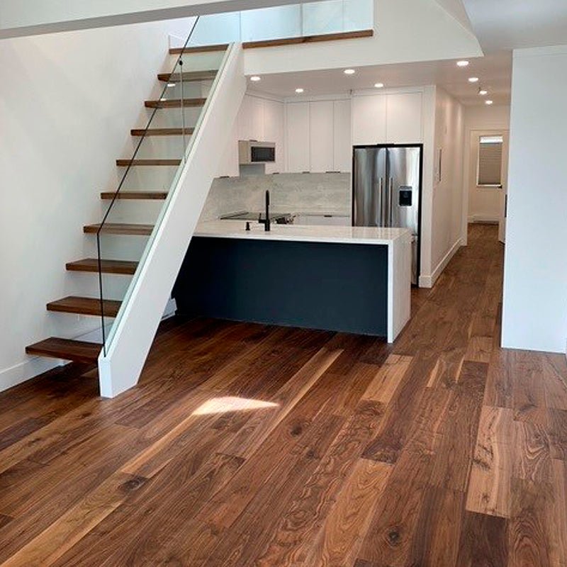Farmhouse | Corsanello | Walnut