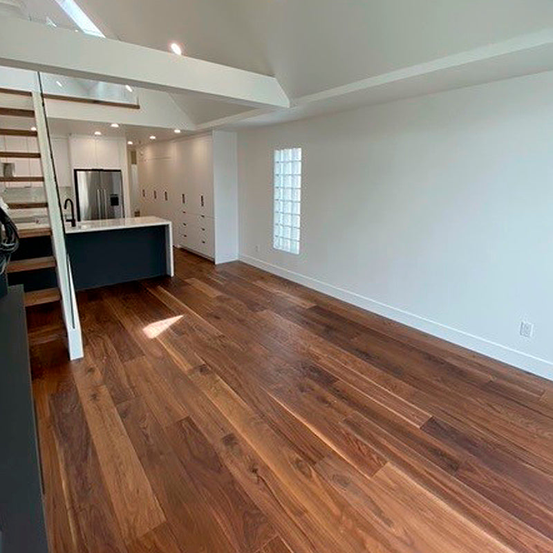 Farmhouse | Corsanello | Walnut