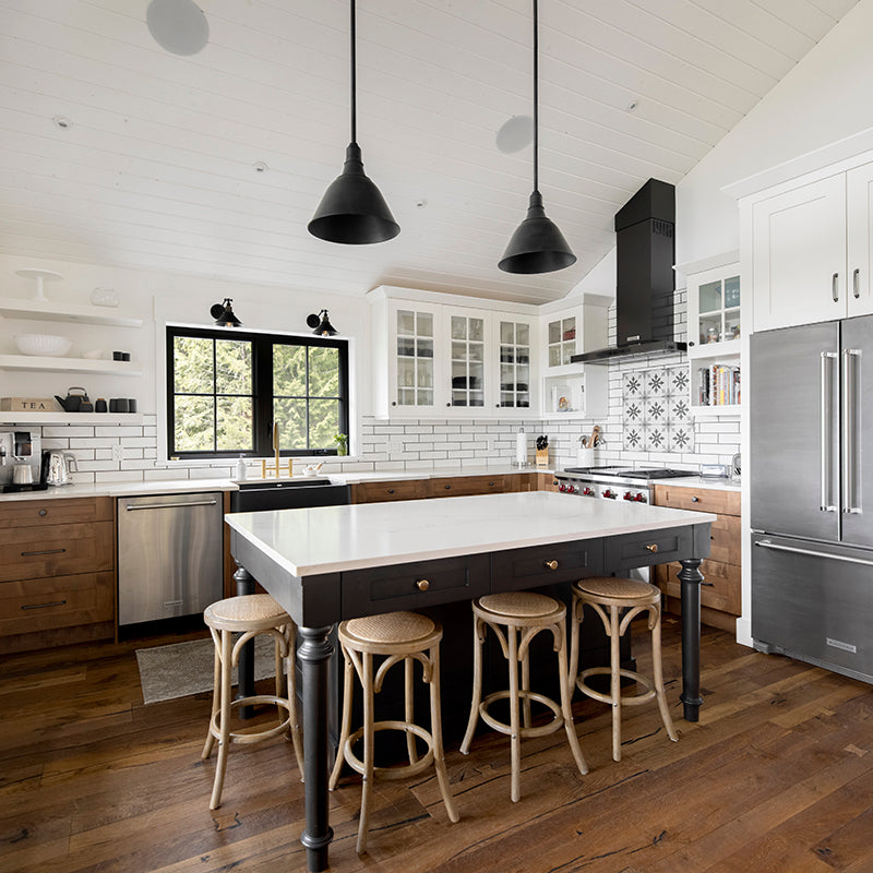 Farmhouse | Des Fleurs | European Oak